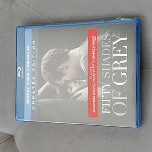 NEW Fifty Shades of Grey Blu-ray + DVD + Digital HD, Unrated & Bonus Content